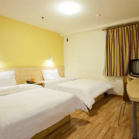 7Days Inn Guiyang Posts And Telecommunications Building المظهر الخارجي الصورة
